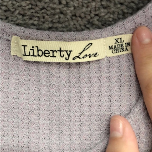 Tank top size XL - Picture 2 of 2